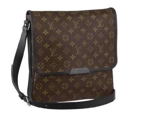 borsello uomo louis vuitton prezzo|Novità Collezione Borse e Piccola Pelletteria .